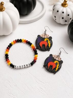 Hocus Pocus Sanderson Sisters Bracelet And Earring Set